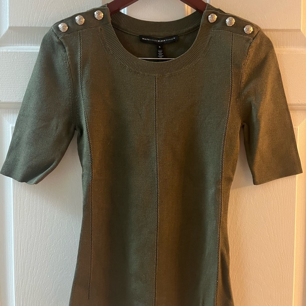 White House Black Market Olive Green Short Sleeve Knit Top with Shoulder Buttons